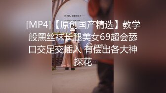 超帅小攻3P嗨操两个受