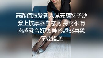 大神旅游景区一路走一路抄底众多的美女少妇眼界大开 (5)