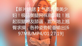 宝马女司机 你还是人吗 你自己看看 跟老公打电话说撞人了 老公让她开走甩掉 结果生生拖行了一公里