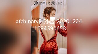 2024新流出黑客破解美容院监控摄像头偷拍屌丝男和几个靓妹刀片刮激光去逼毛