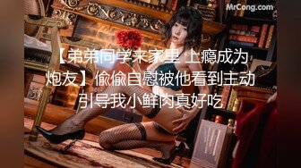 房东和湛江佬在厕所里后入我